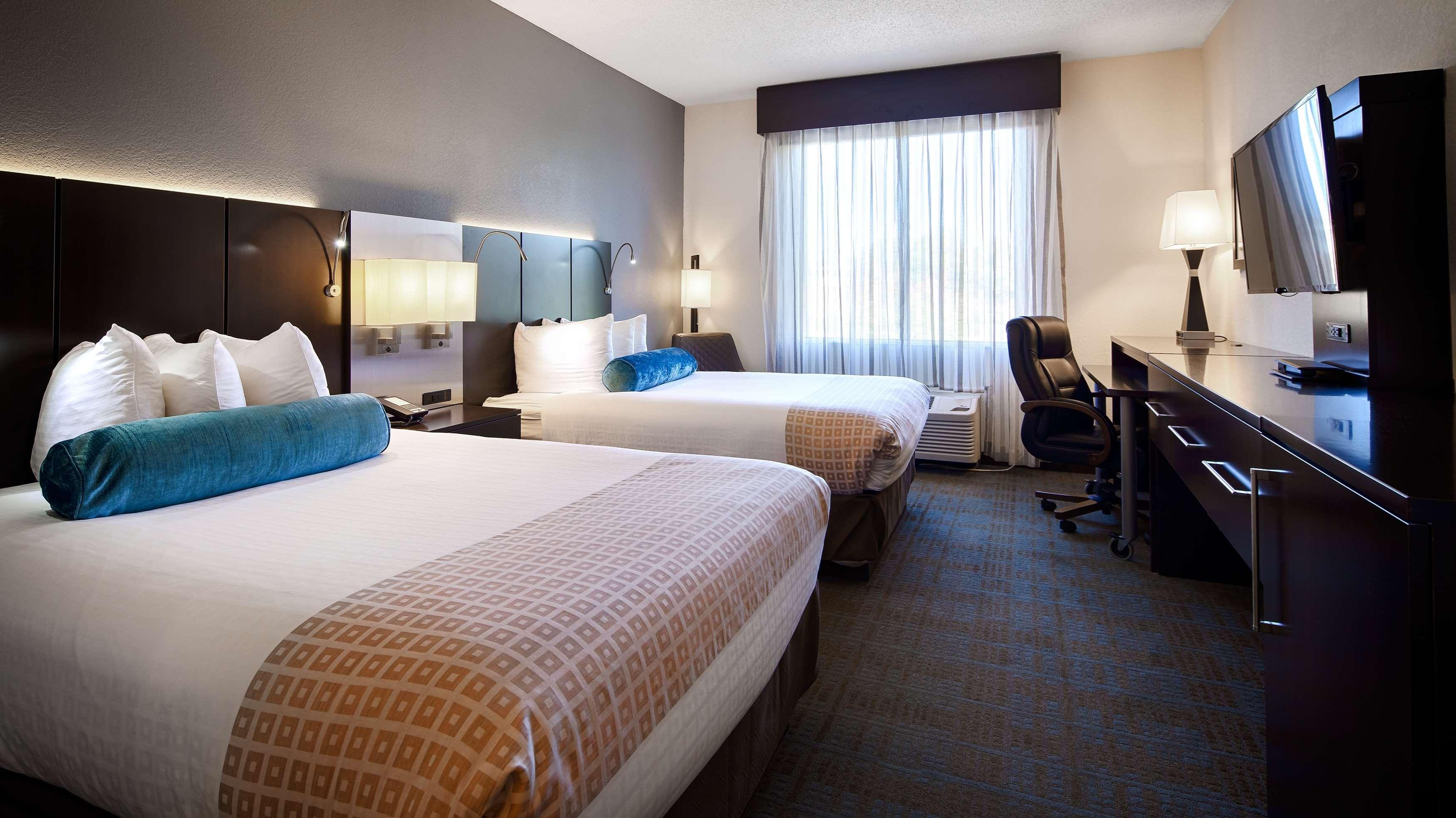 Best Western Plus Roswell/Alpharetta Exterior photo