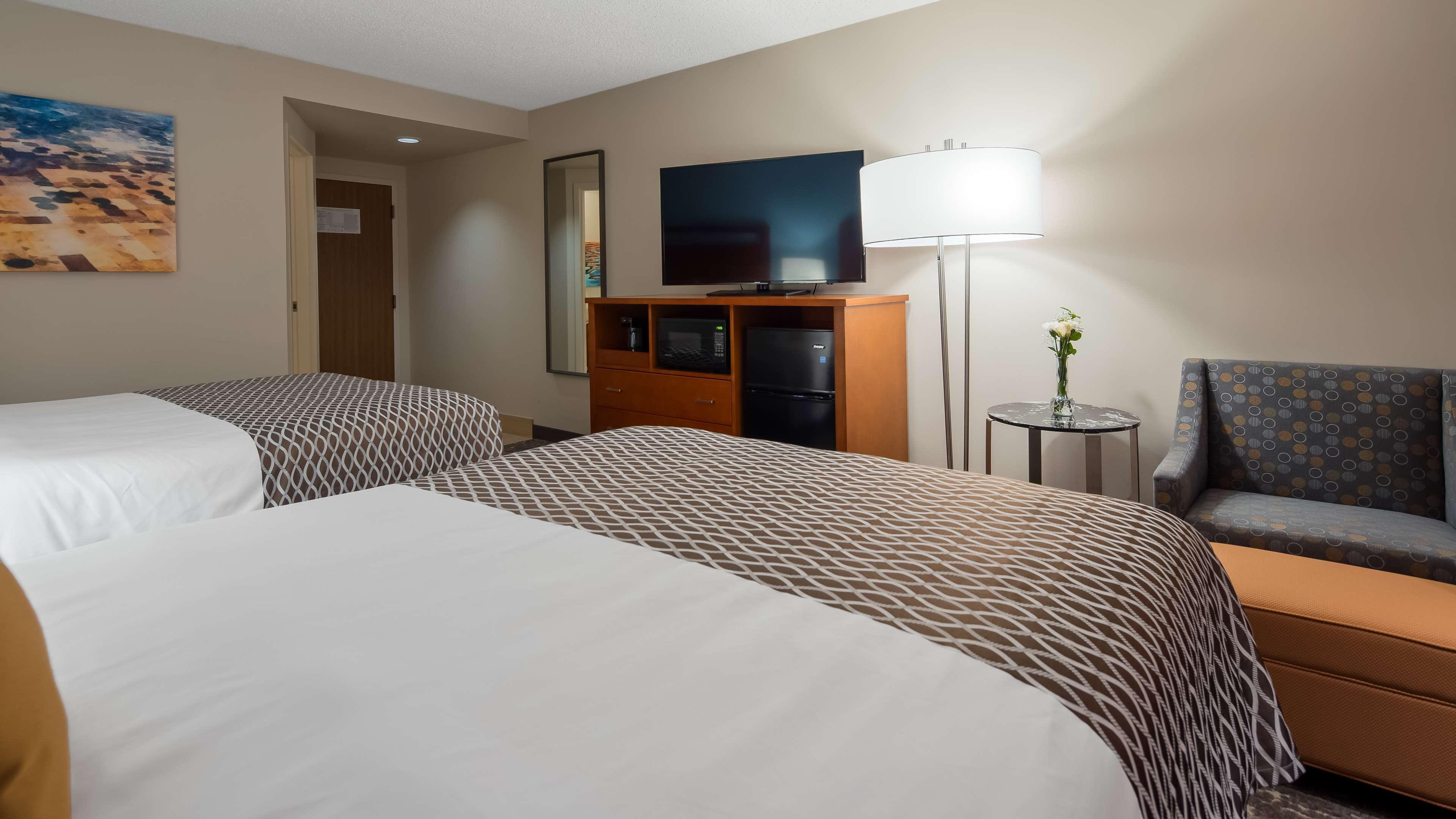 Best Western Plus Roswell/Alpharetta Exterior photo